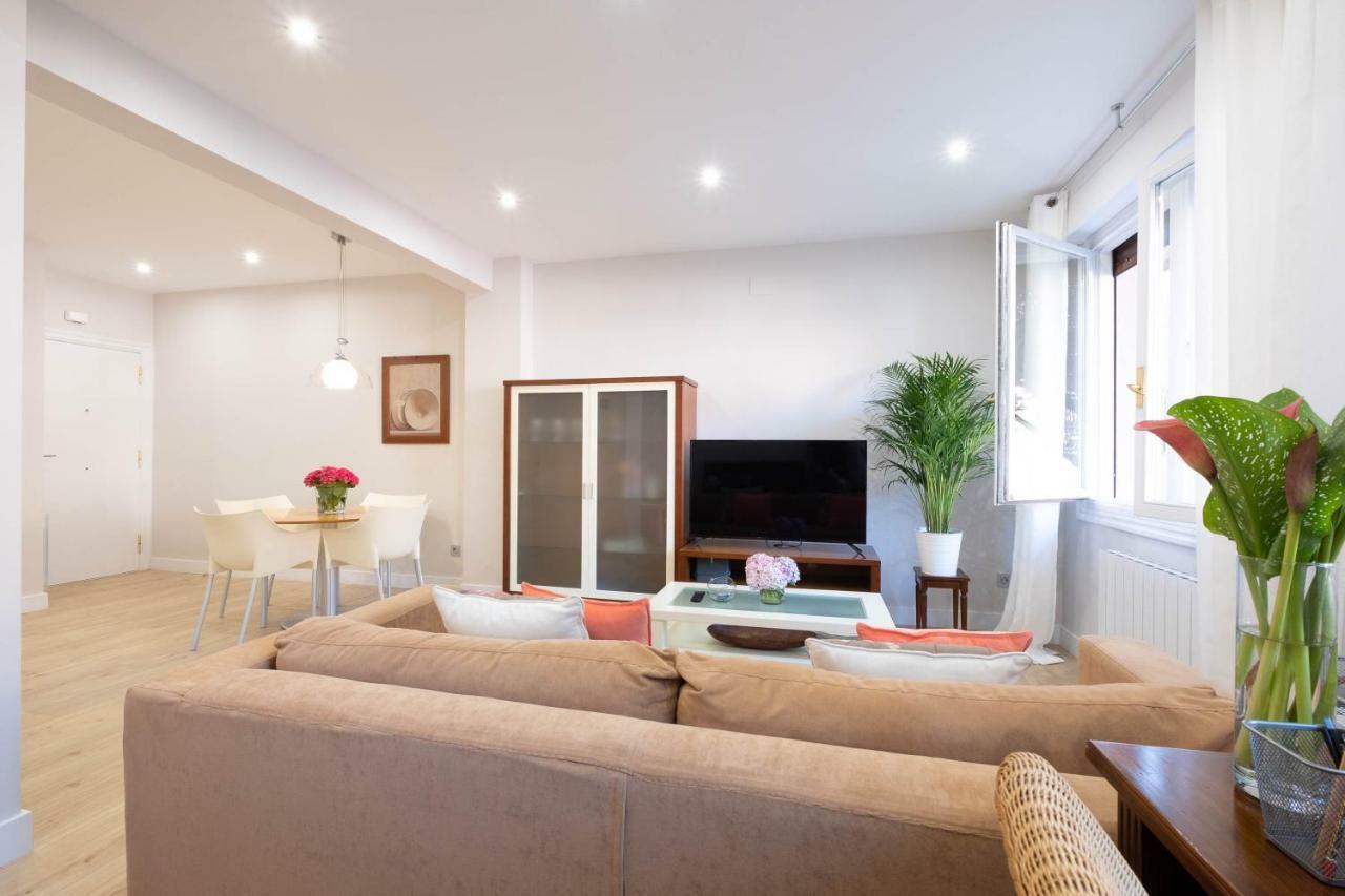 Apartamento Tiboli Con Parking Gratuito 빌바오 외부 사진