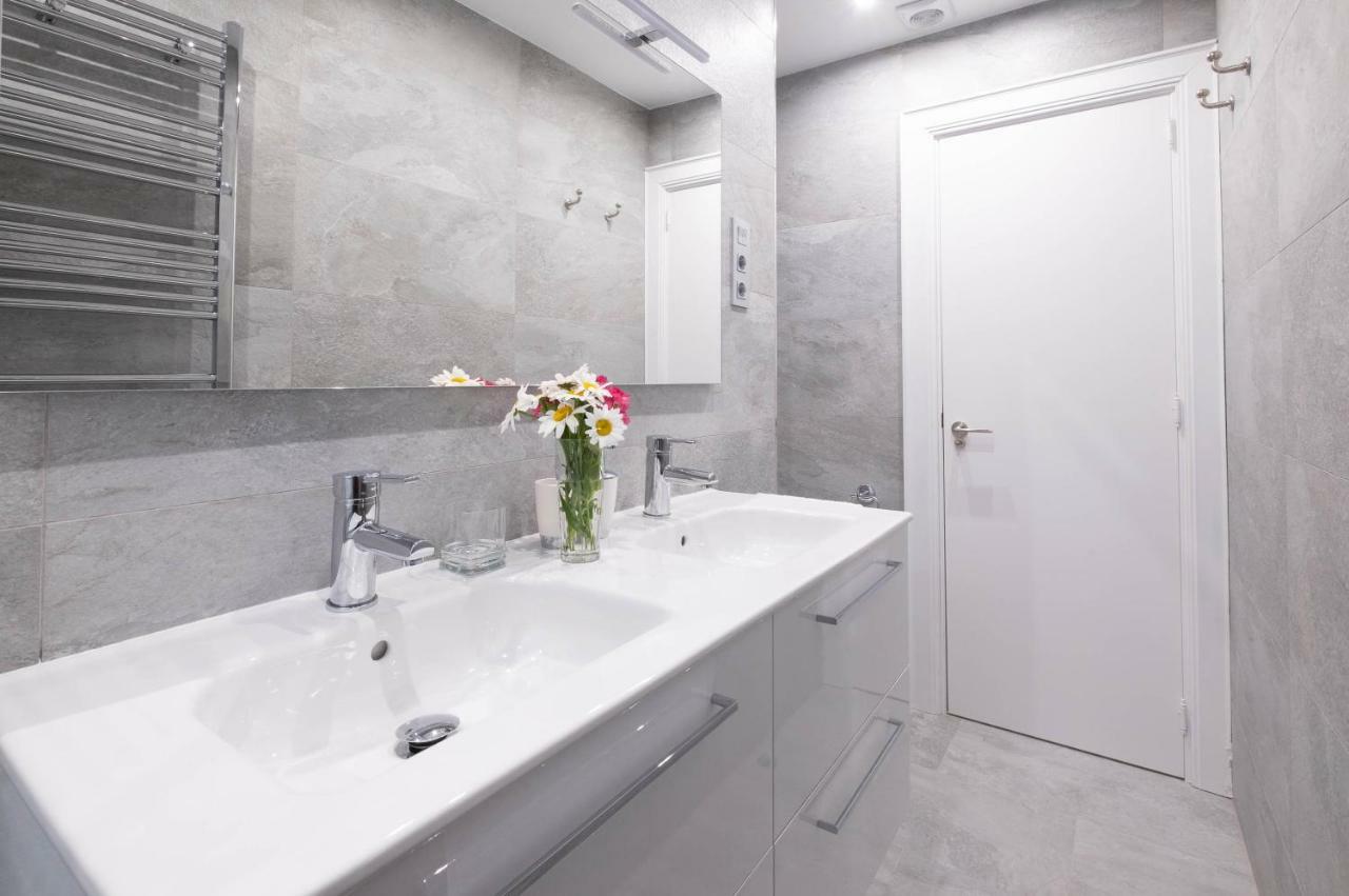 Apartamento Tiboli Con Parking Gratuito 빌바오 외부 사진